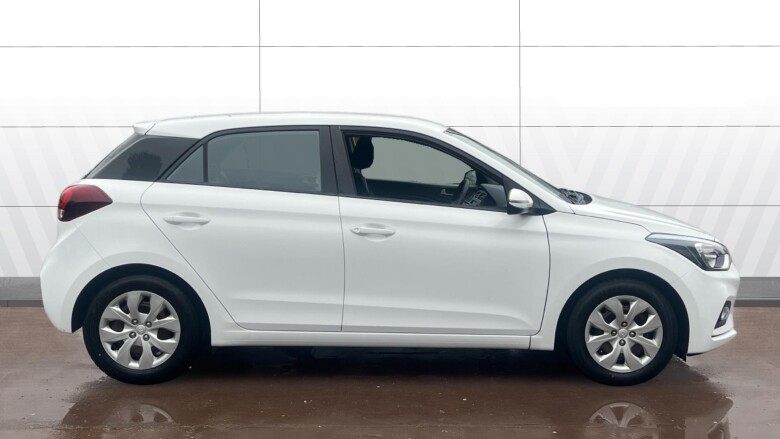 Hyundai i20 1.2 MPi S Connect 5dr Petrol Hatchback